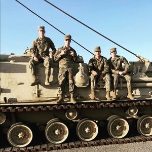 Meet your Posher, Johnathan